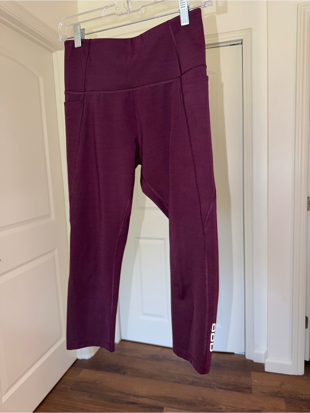 Womens Wine Purple High-Waist Active capri lorna Jane Leggings size small